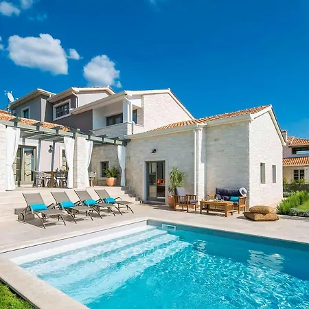 Villa Moonlight *